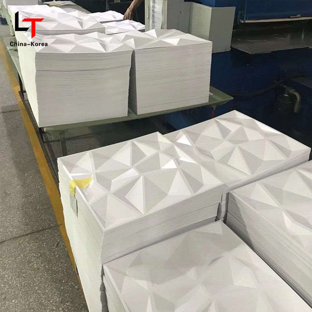 لوحة حائط حديثة ثلاثية الأبعاد من PVC / ملصق داخلي مقاوم للماء على شكل ألماس أسود غير لامع لغرفة المعيشة وغرفة النوم ديكور جداري مقاوم للماء