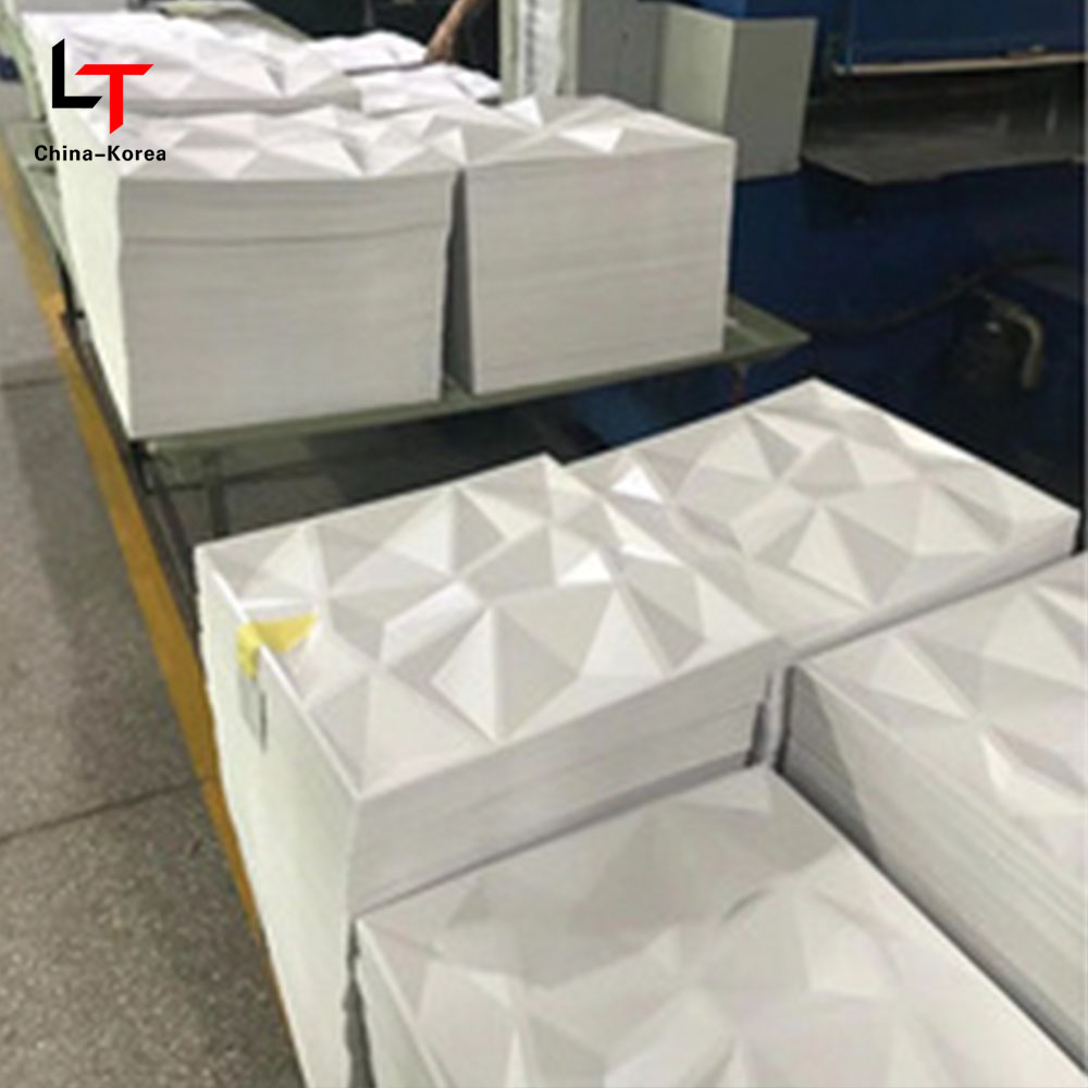 لوحة حائط حديثة ثلاثية الأبعاد من PVC / ملصق داخلي مقاوم للماء على شكل ألماس أسود غير لامع لغرفة المعيشة وغرفة النوم ديكور جداري مقاوم للماء